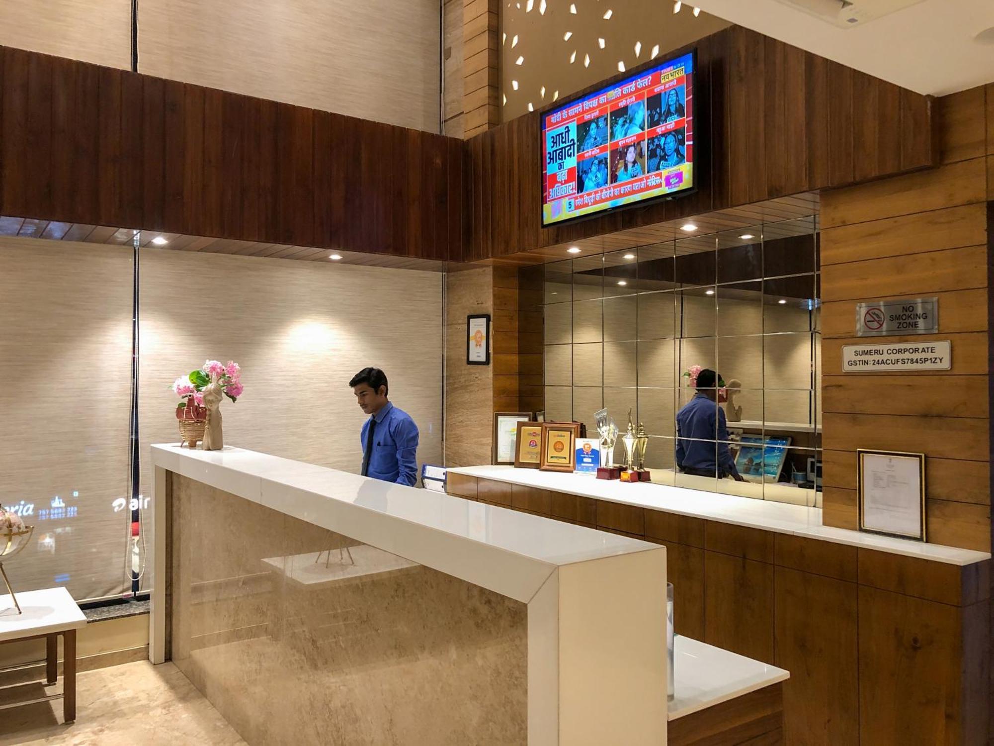 维果须弥酒店 巴夫那加尔 外观 照片