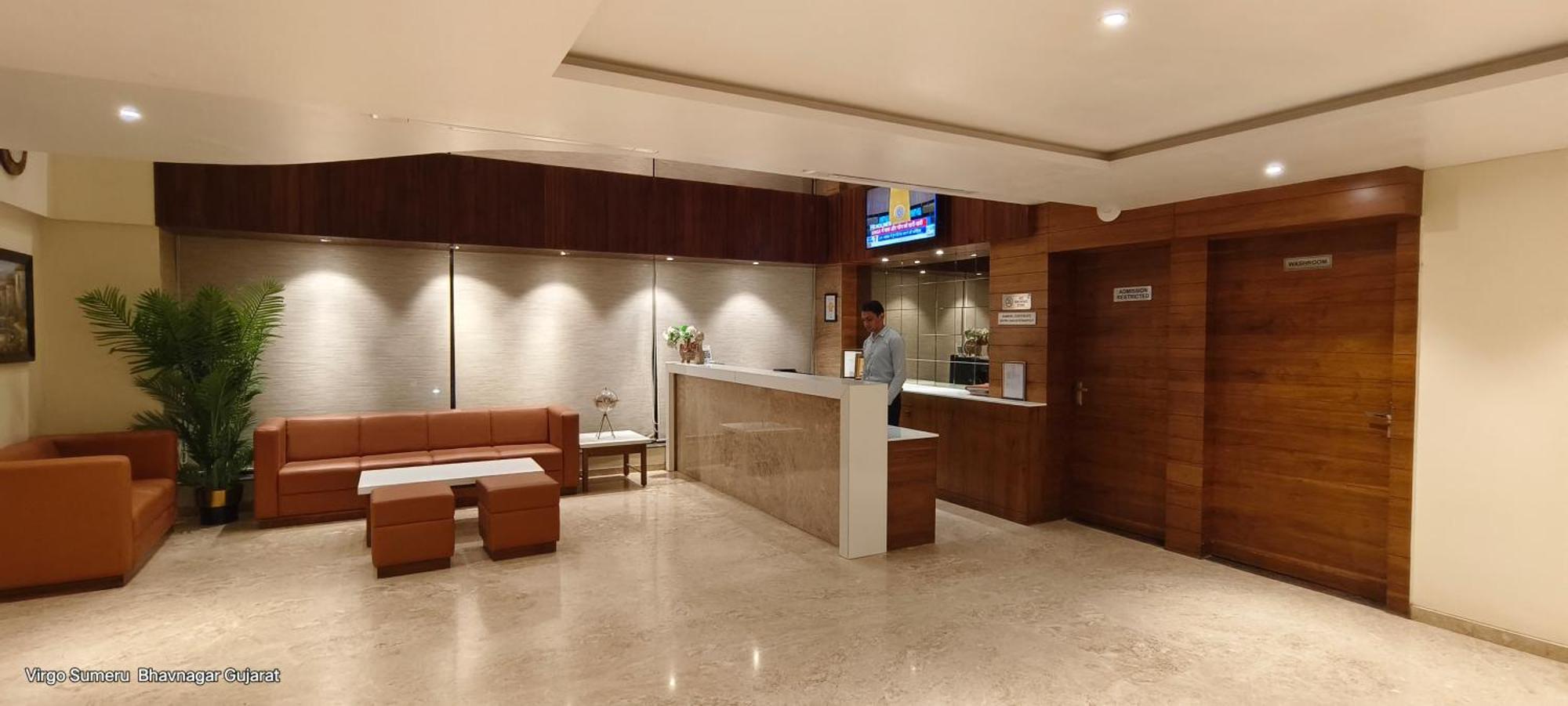 维果须弥酒店 巴夫那加尔 外观 照片