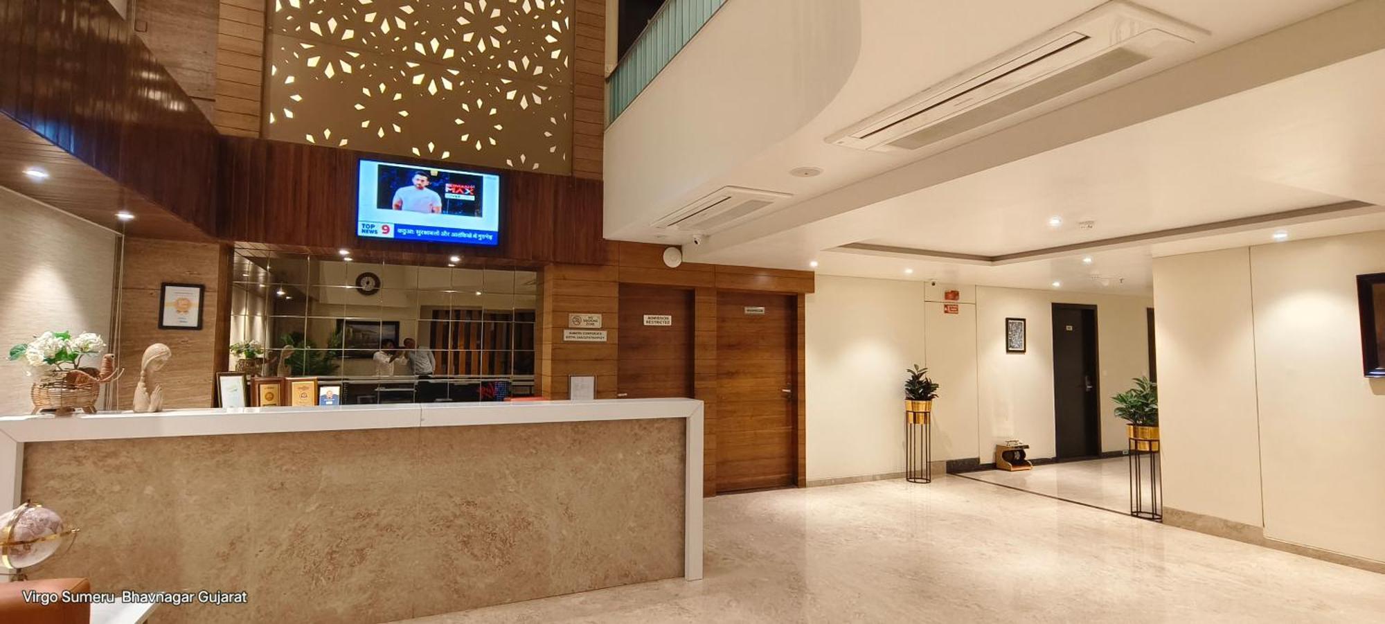 维果须弥酒店 巴夫那加尔 外观 照片